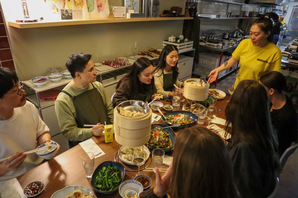 dumps world communal dinner table 